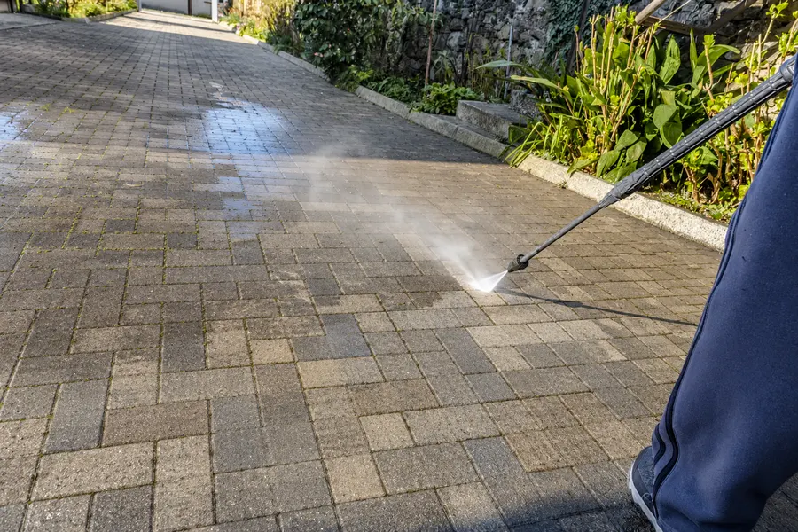 Pressure Washing — before cleaning